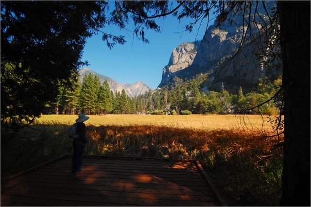 sm 5645.jpg - Zumwalt Meadows hike at Cedar Grove, Sequoia Park.